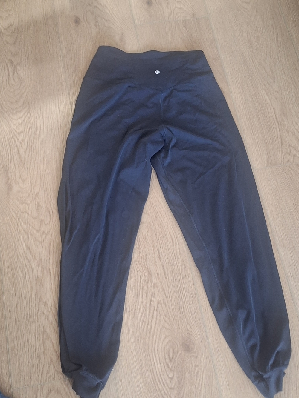 Lululemon Black High-Rise Jogger With Leg Opening